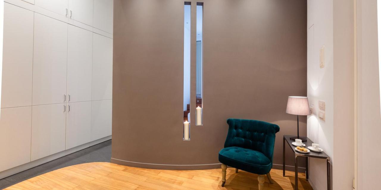 Suite Augustus - Free Parking Genoa Bagian luar foto