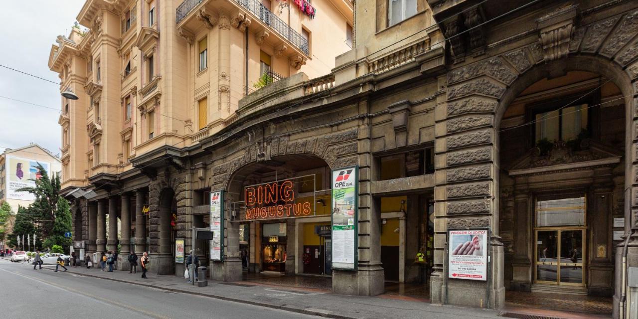 Suite Augustus - Free Parking Genoa Bagian luar foto
